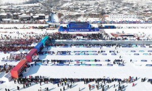 松花江上过大年：比亚迪助力冰雪经济